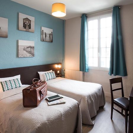 Logis Hotel Restaurant De La Poste Le Mêle-sur-Sarthe Eksteriør billede