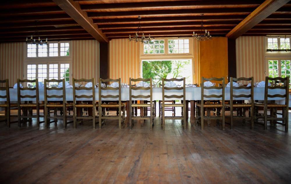 Logis Hotel Restaurant De La Poste Le Mêle-sur-Sarthe Eksteriør billede